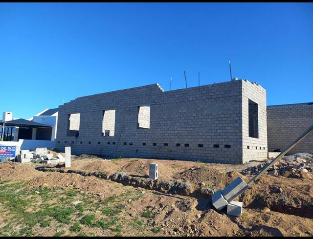 3 BEDROOM HOUSE FOR SALE IN HARBOUR LIGHTS